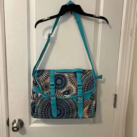 Blue purse  - Picture 1 of 8